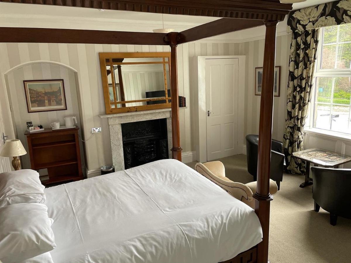 Arundel House Bed and Breakfast Γουίτμπι Εξωτερικό φωτογραφία