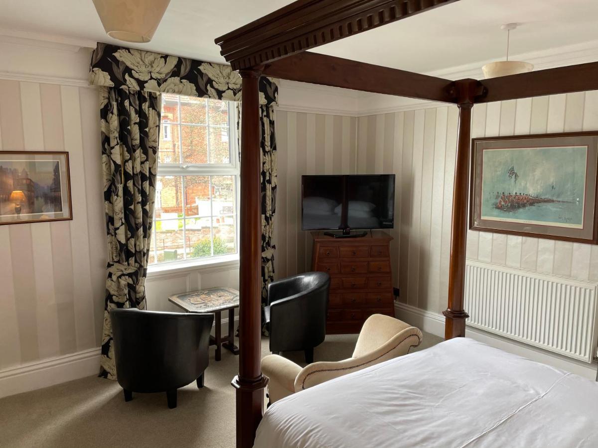 Arundel House Bed and Breakfast Γουίτμπι Εξωτερικό φωτογραφία