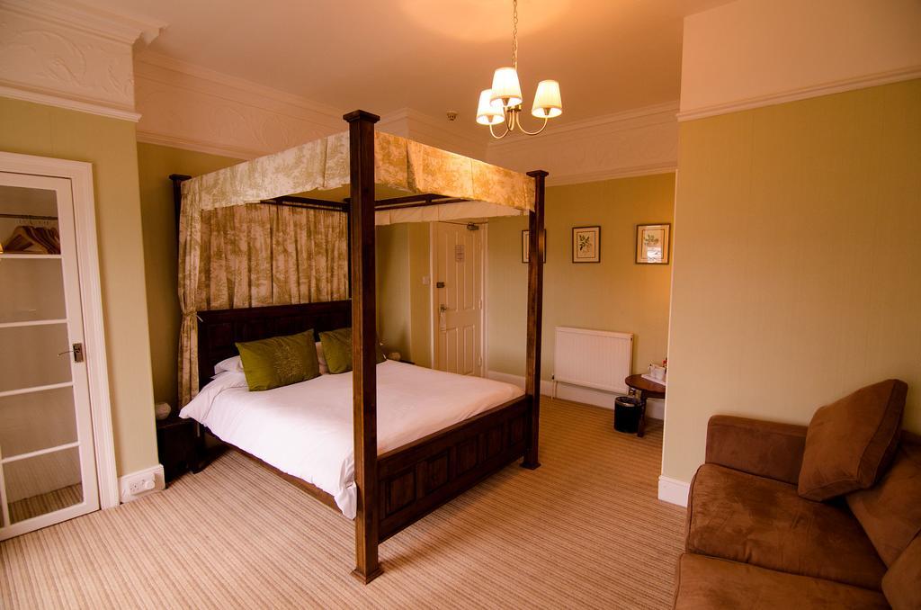 Arundel House Bed and Breakfast Γουίτμπι Δωμάτιο φωτογραφία