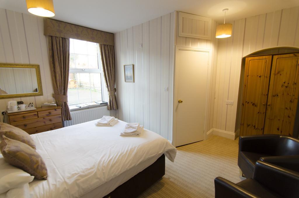 Arundel House Bed and Breakfast Γουίτμπι Εξωτερικό φωτογραφία